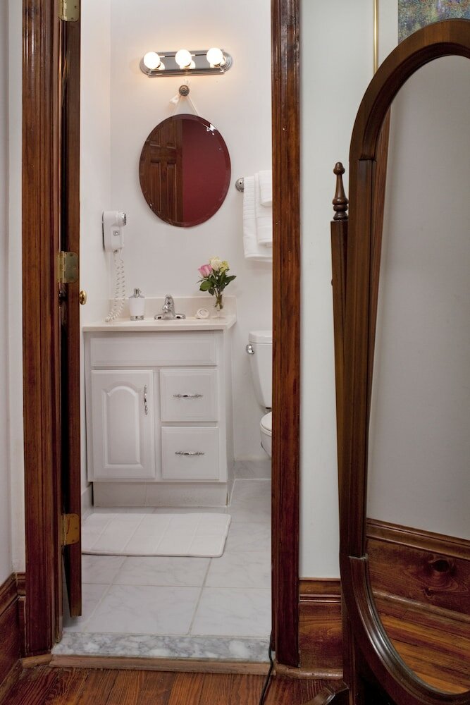 Фото American Guest House