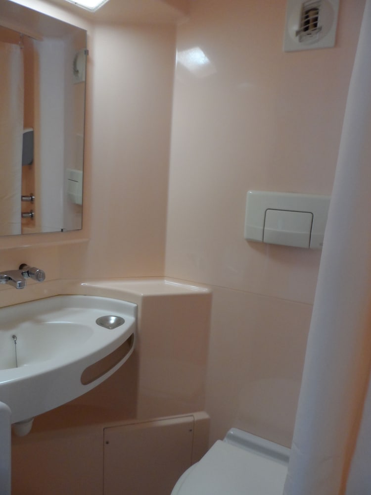 Фото Premiere Classe Blois Nord