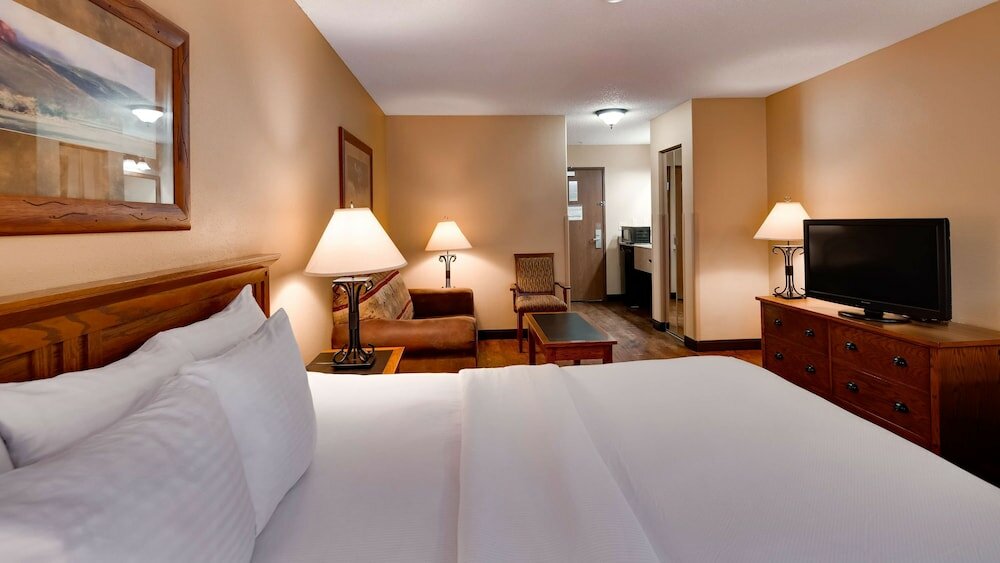 Фото Best Western Plus Kelly Inn & Suites