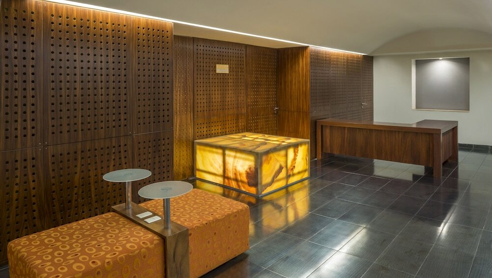 Фото Real Inn Guadalajara Expo