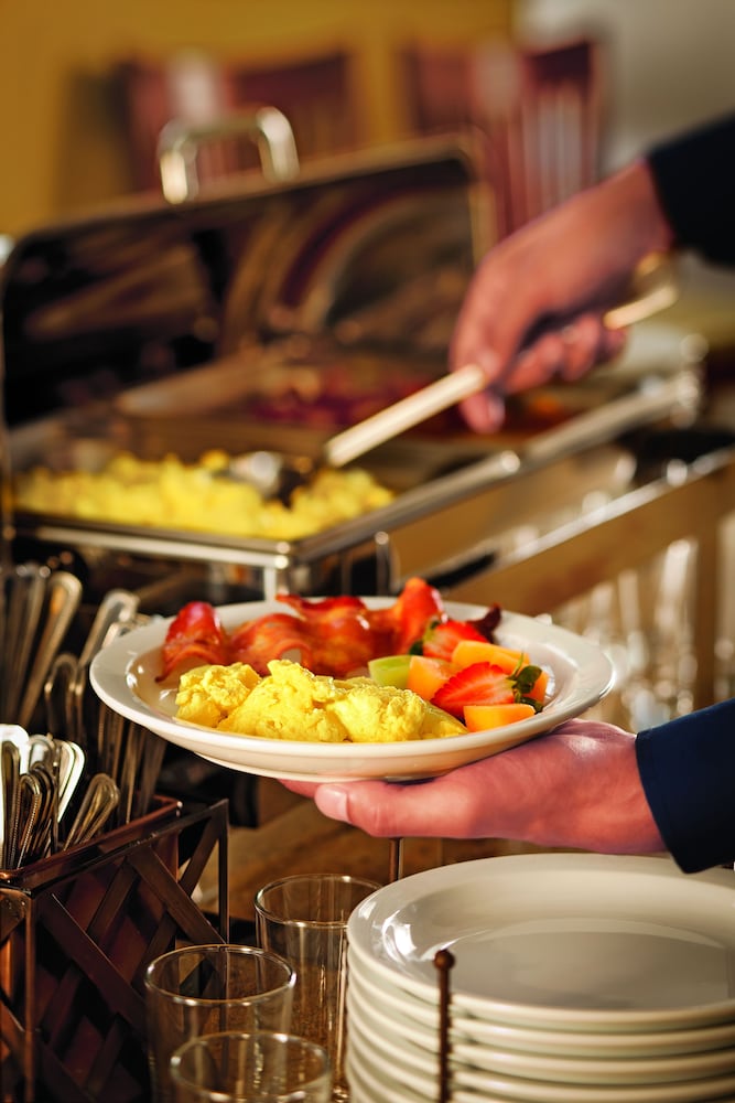 Фото Country Inn & Suites by Radisson, Cincinnati Airport, Ky