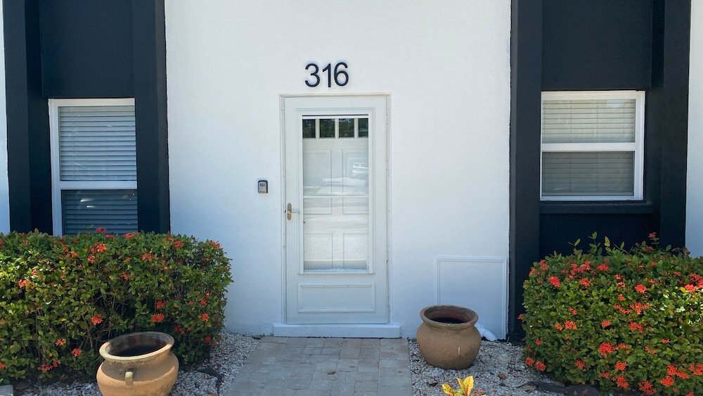 Фото Tropical Breeze Resort