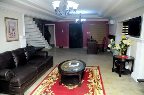 Гостиница Emperor's PLace Luxury Room в Лагосе