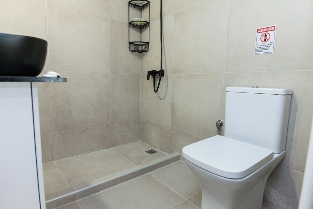 Фото Modern Greek Living Apt in Dafni Athens