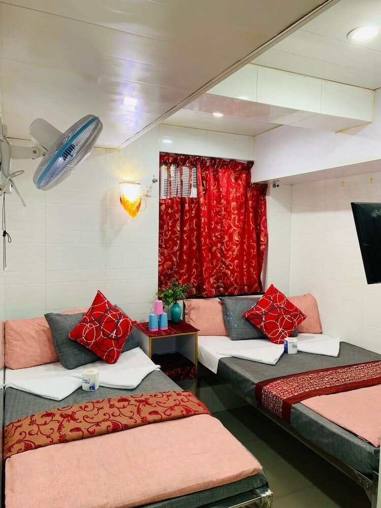 Фото Unique Hotel