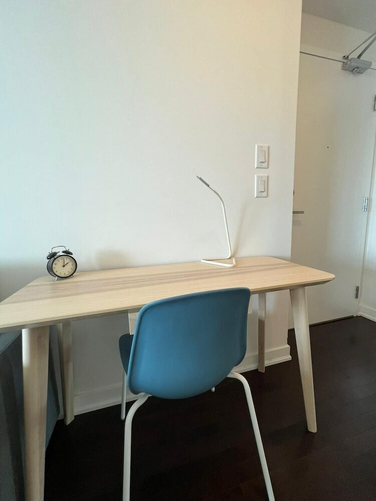 Фото IHost Suites