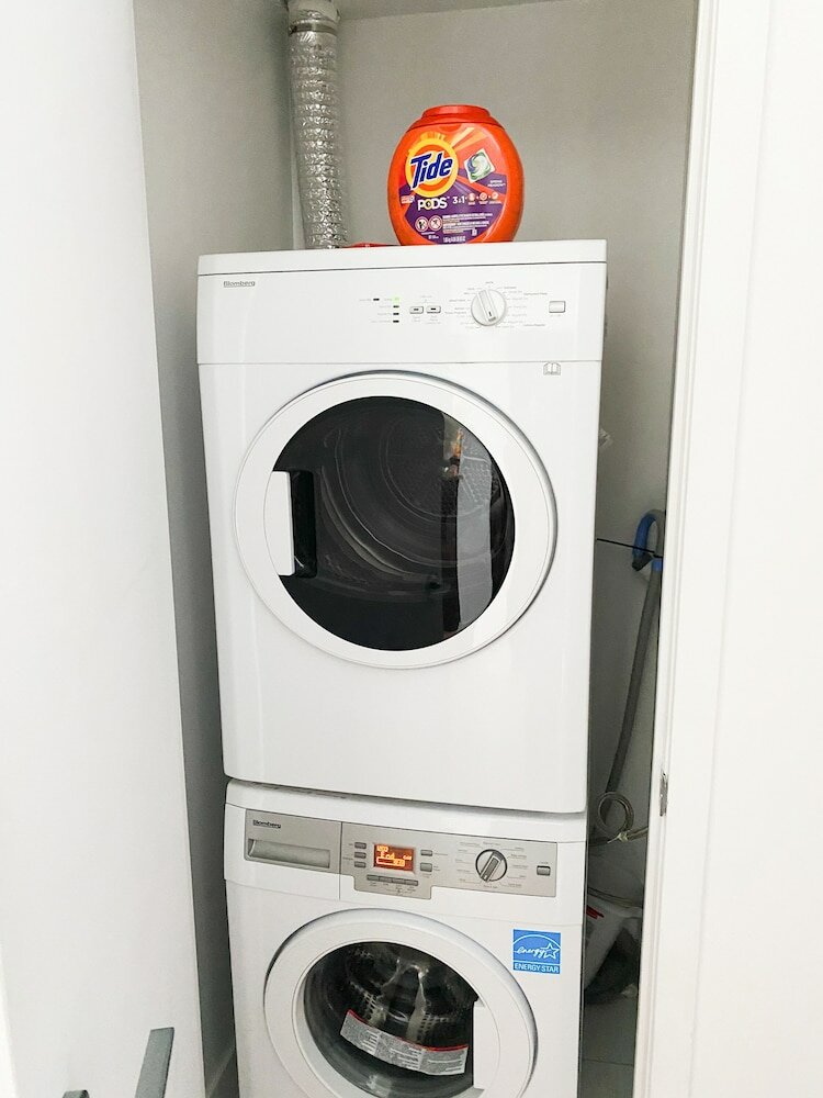 Фото IHost Suites