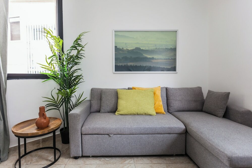 Фото HaYarkon Apartments