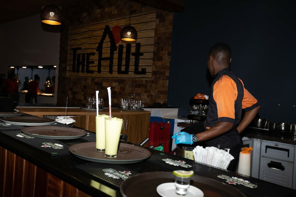 Фото The Hut Restaurant & Boutique hotel