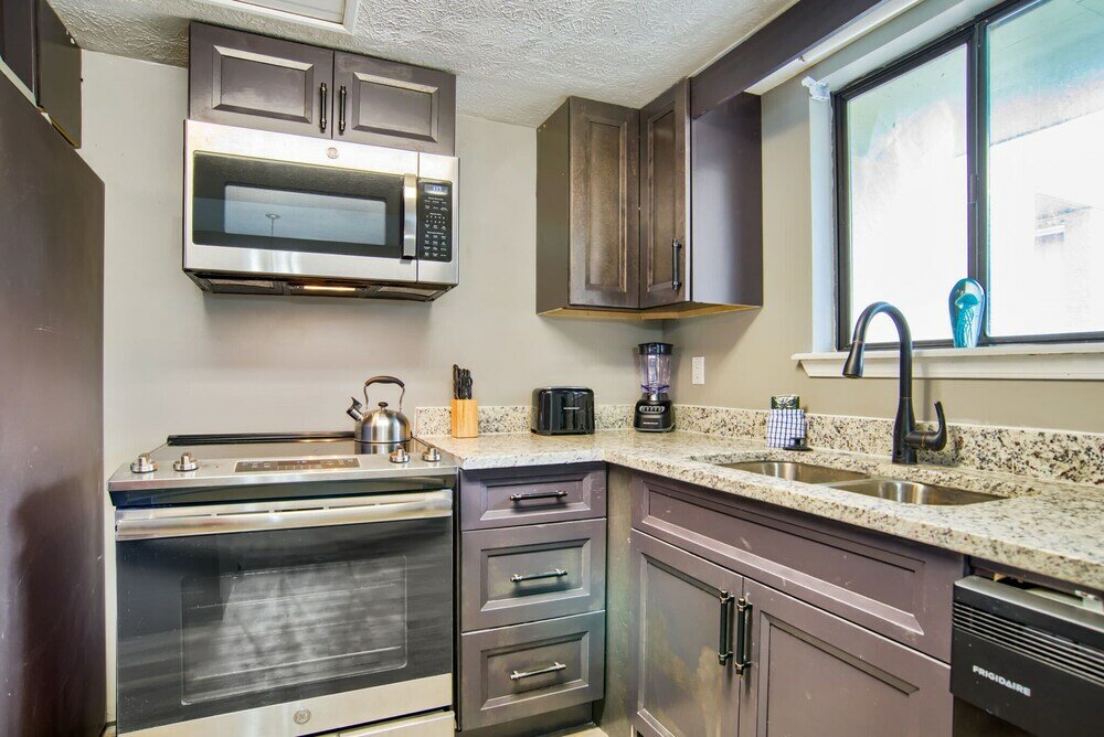 Фото White Sand Condo