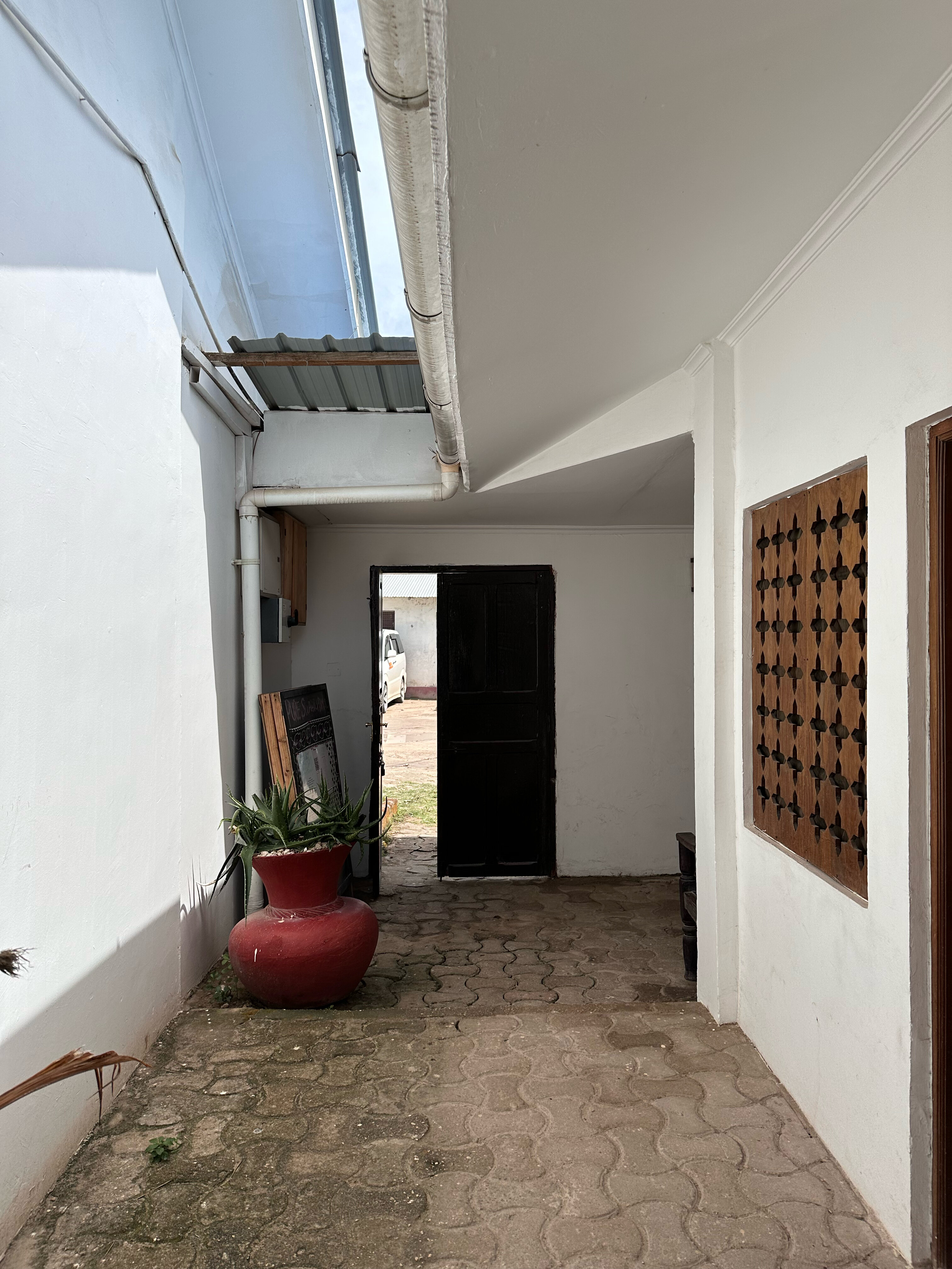 Фото Nungwi House