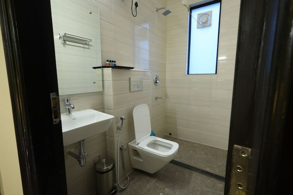 Фото The Ayali Suites & Apartments