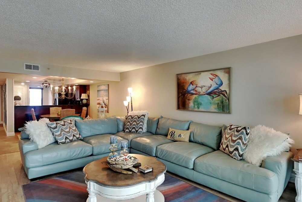 Фото Edgewater Tower III