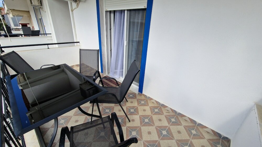 Фото Doukas Aparthotel