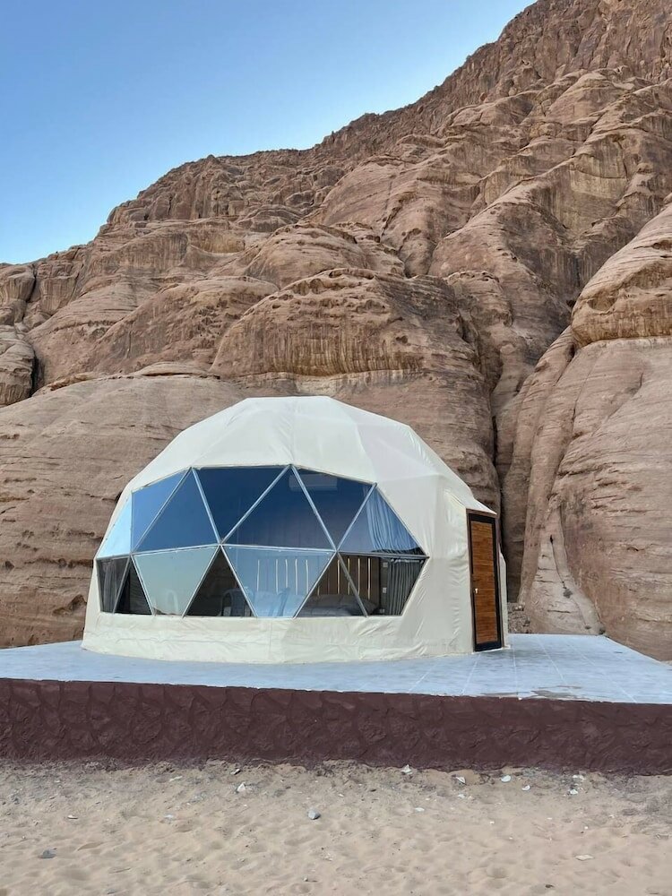 Фото Wild Oryx Camp Bubbles