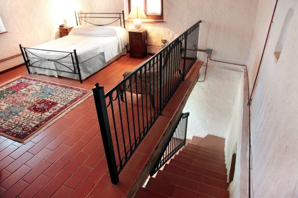 Фото Montelucci Country Resort & Agriturismo di Charme