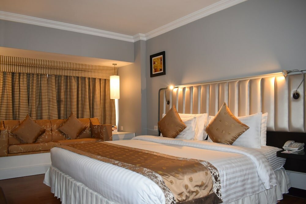 Фото Ramada Plaza by Wyndham Karachi Airport Hotel