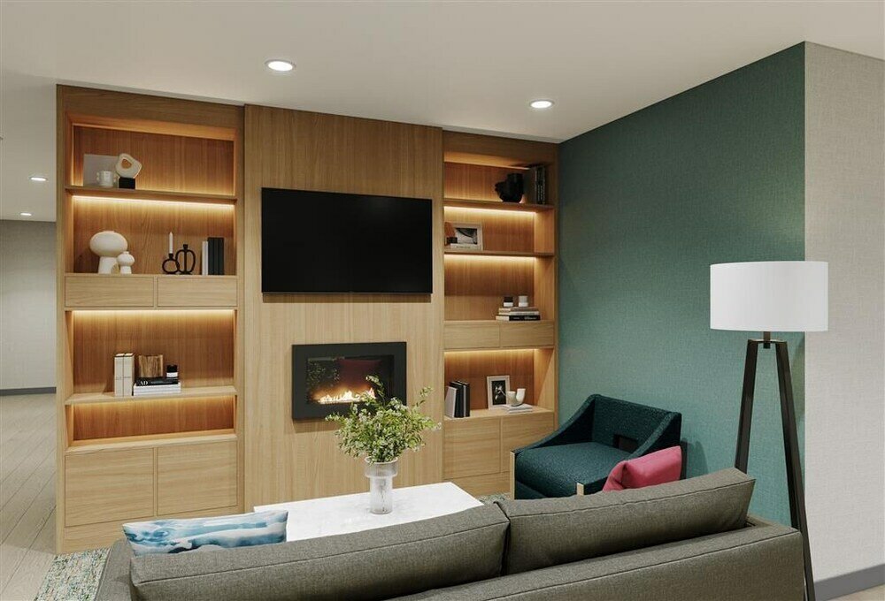 Фото Comfort Inn & Suites Newark Liberty International Airport