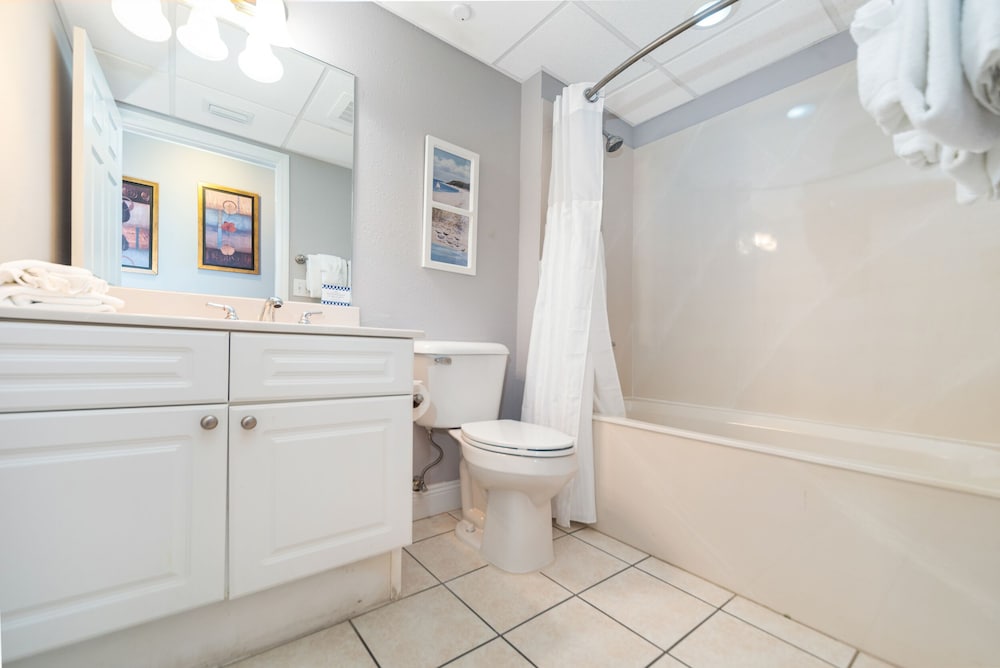 Фото Emerald Beach Resort by Southern Vacation Rentals