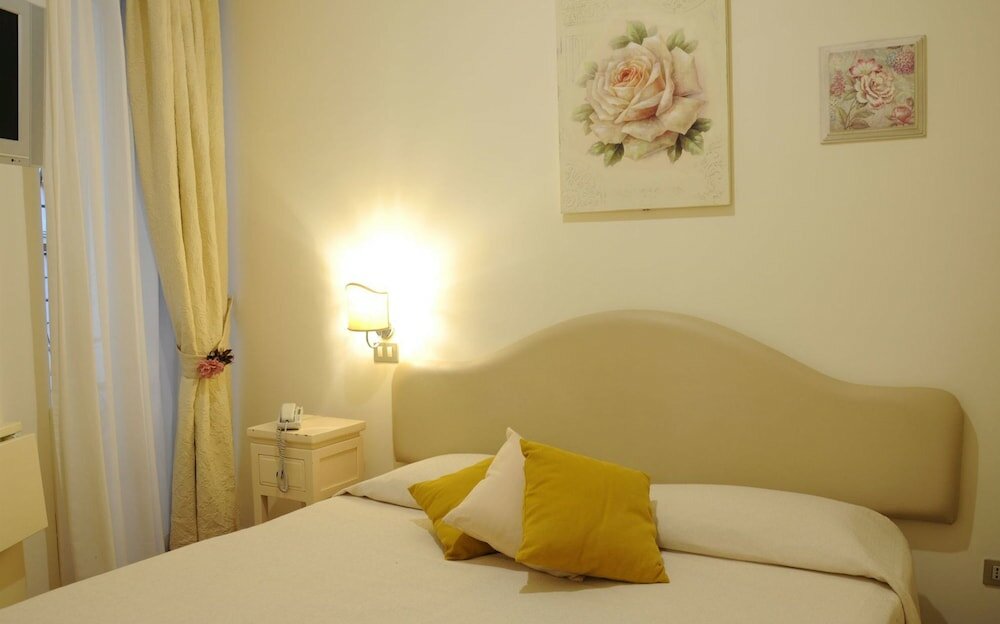 Фото 95 Rooms in Rome