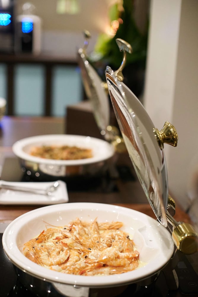 Фото Hilton Noumea La Promenade Residences