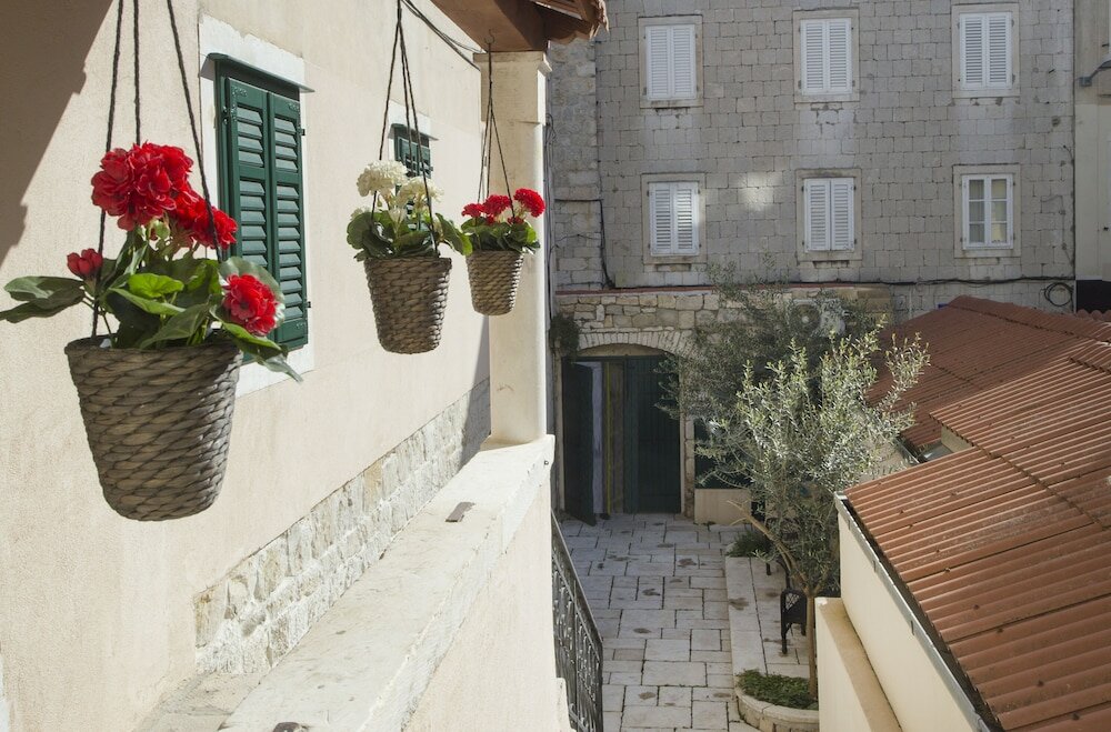 Фото Aspalathos Residence