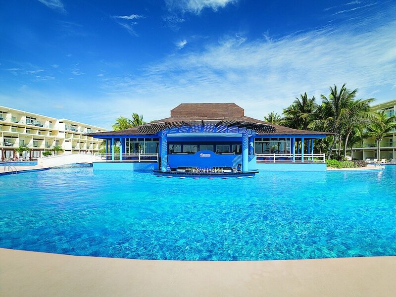 Гостиница Azul Beach Resort Riviera Cancun, Gourmet All Inclusive by Karisma