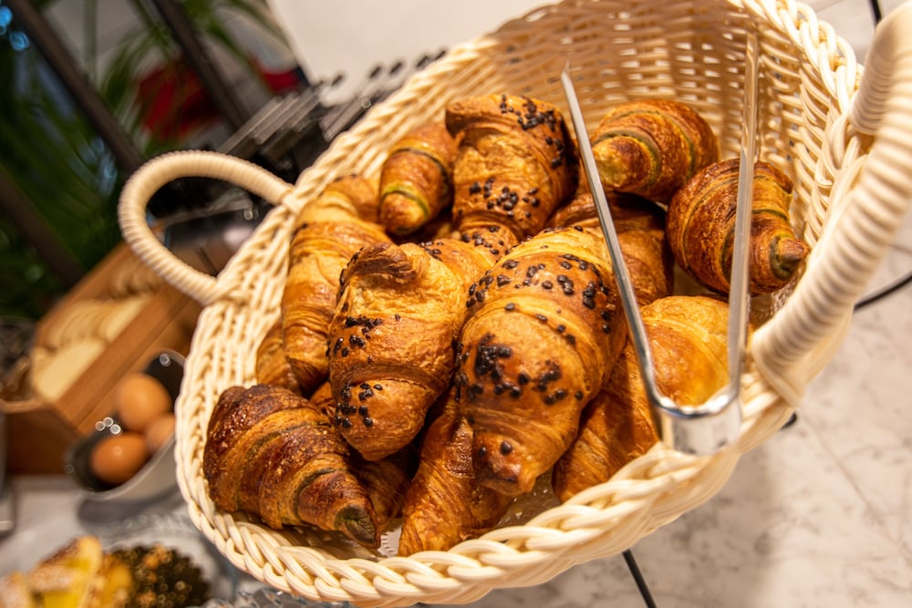 Фото Crossroad Hotel