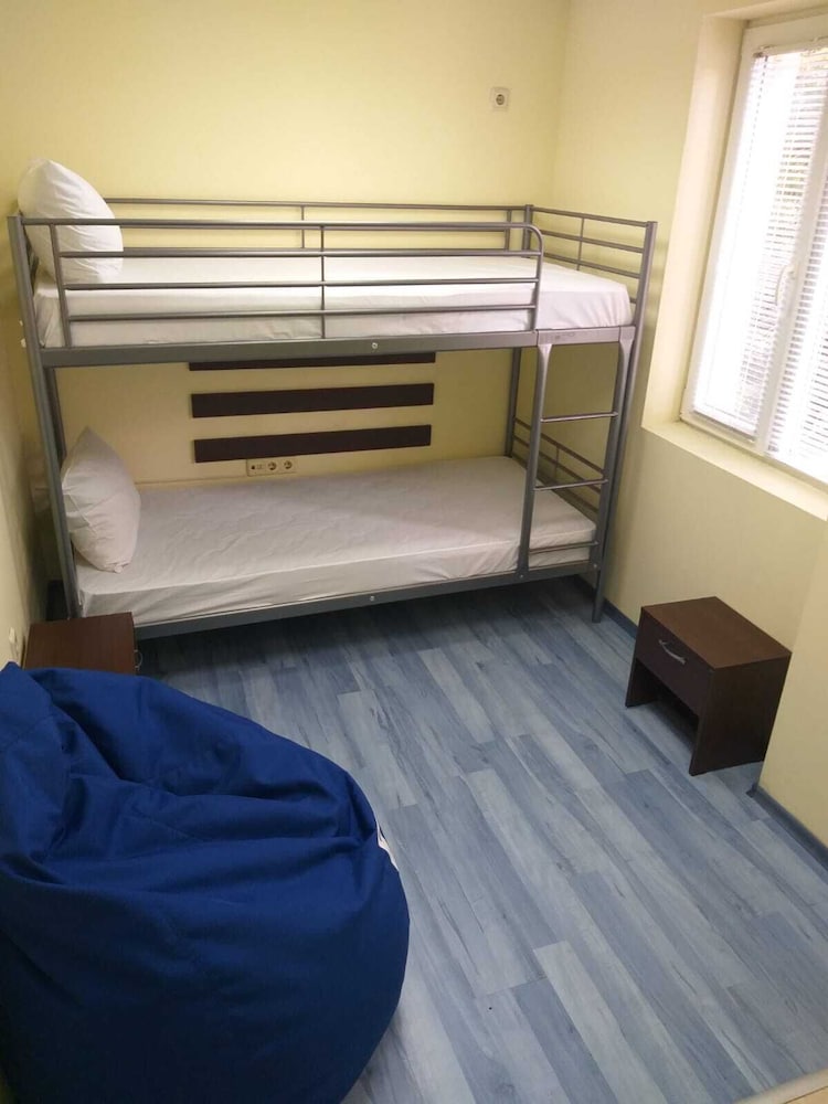 Фото Happy Hostel