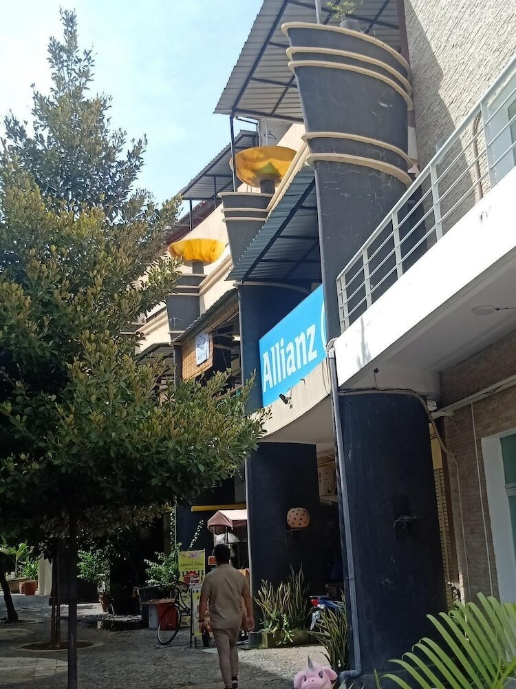 Фото отеля 2