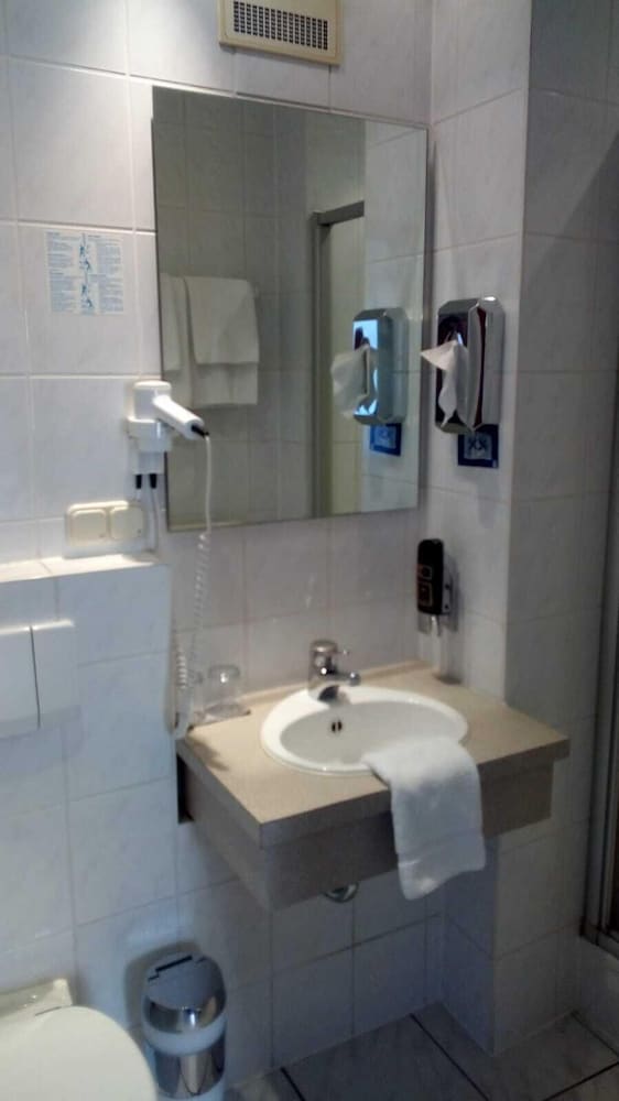 Фото Hotel Loewensteiner Hof Haus am Neuplatz