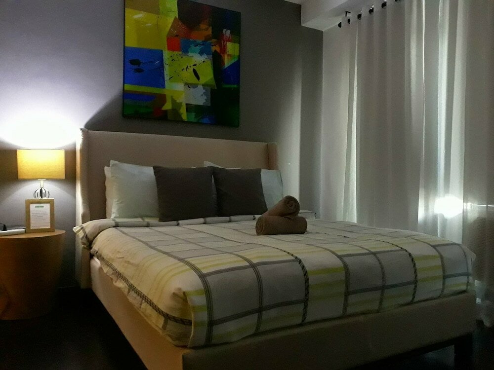 Фото Seven Doors in Gramercy Makati