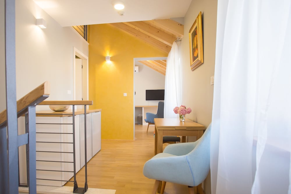 Фото Mijama Suites