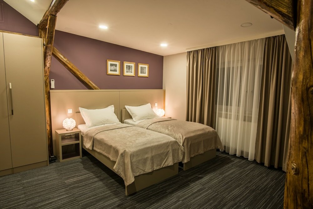 Фото Sundial Butique Hotel