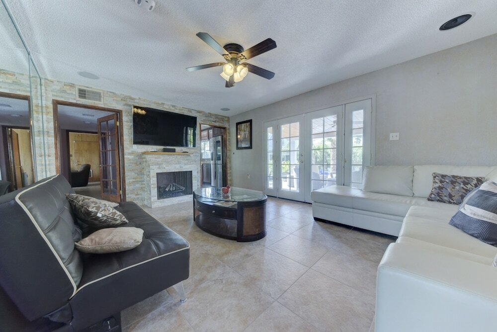 Фото Sanctuary Pond and Pool