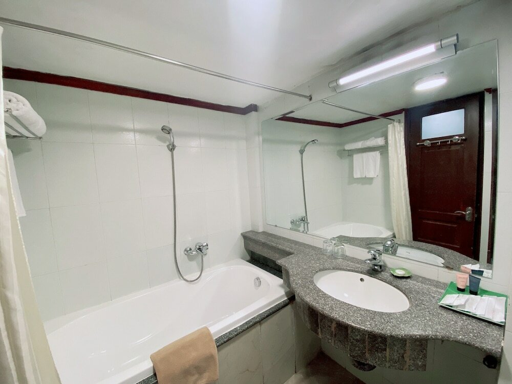 Фото Muong Thanh Thanh Nien Vinh Hotel