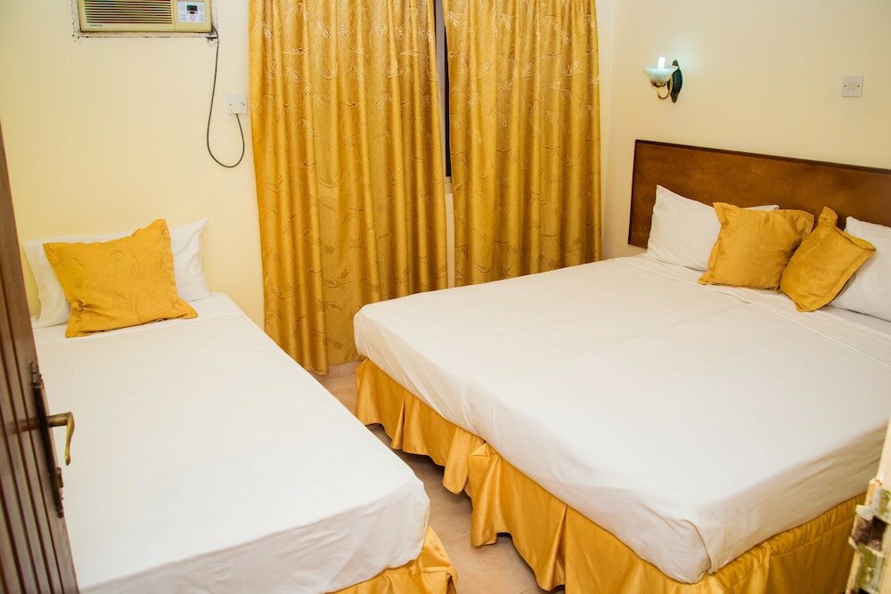 Фото Sierra Lighthouse Hotel