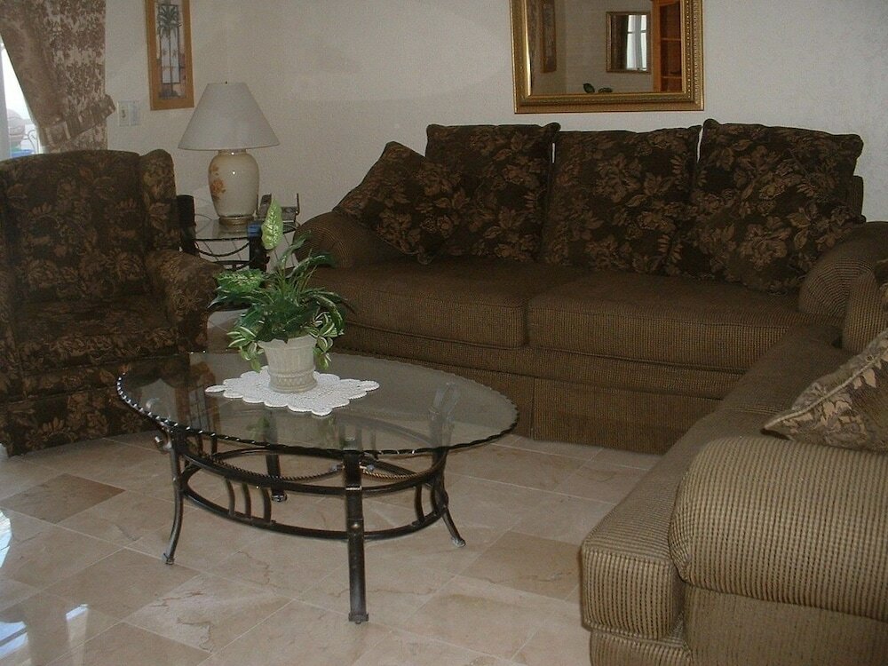 Фото Delaporte Point Oceanfront Townhouse