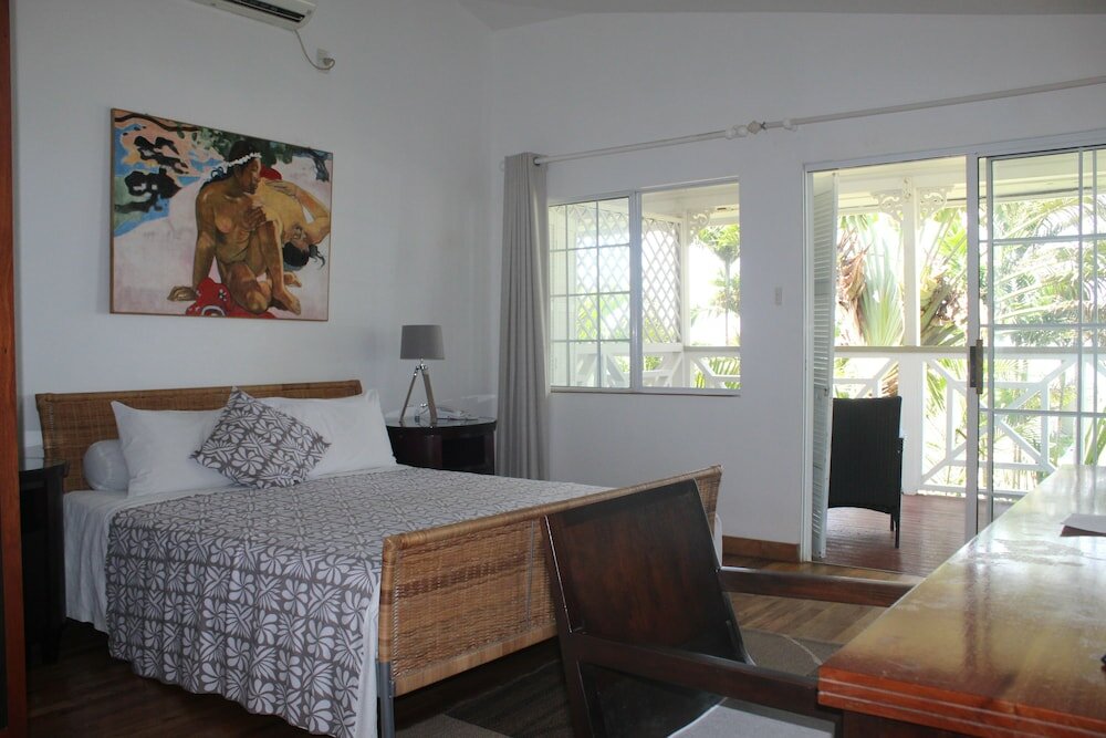 Фото Waterfront Lodge