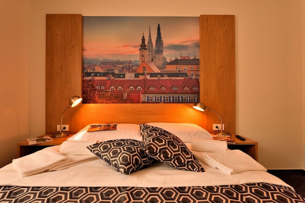 Фото Hotel Orient Zagreb