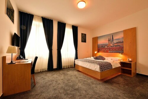 Гостиница Hotel Orient Zagreb в Загребе