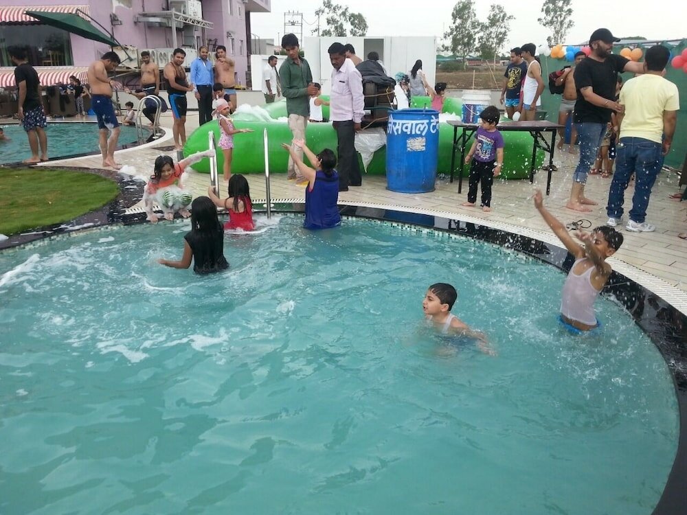 Фото Tgi Grand Nandan Kanan