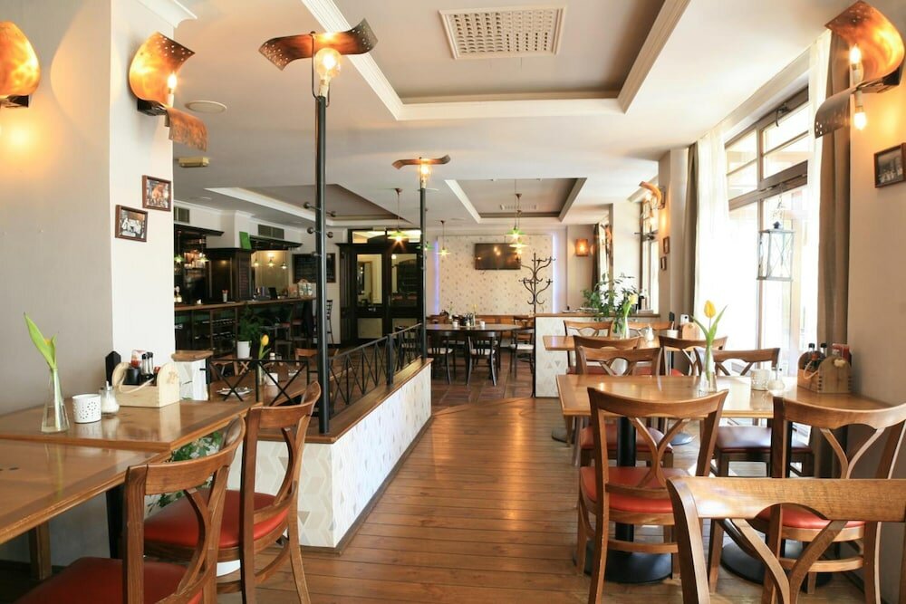 Фото Hotel Gendorf