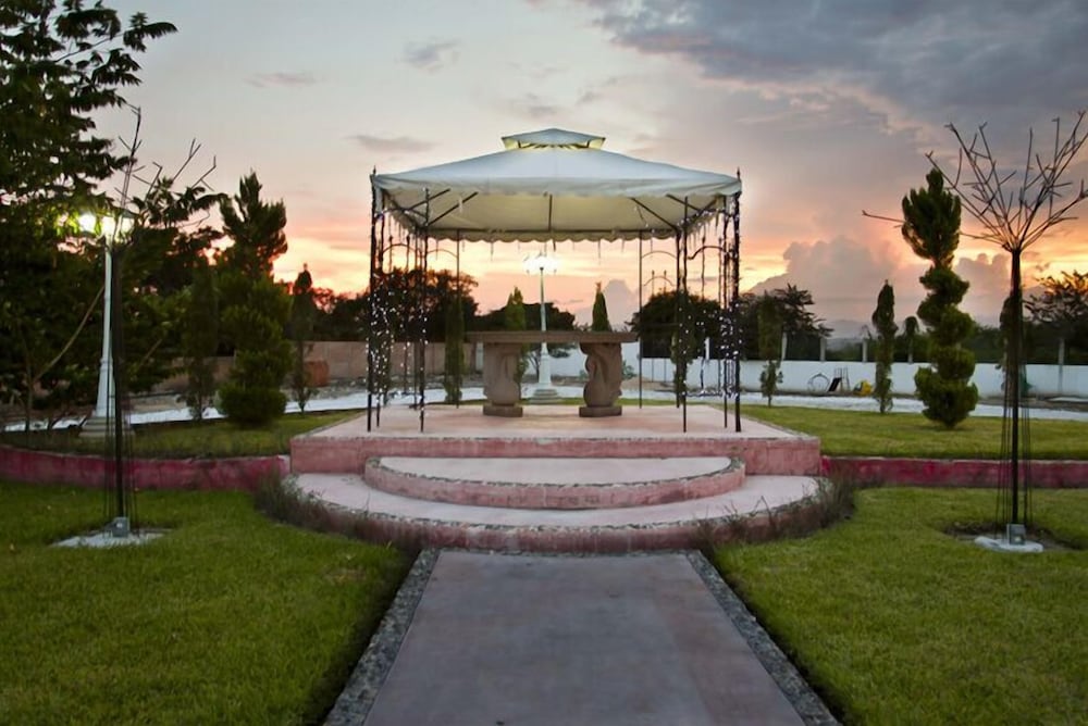 Фото Hotel Hacienda San Francisco