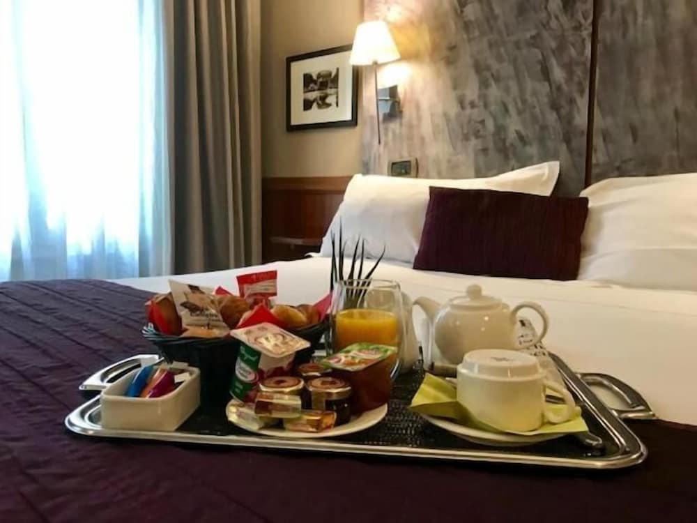 Фото Hotel George Sand Opéra Paris