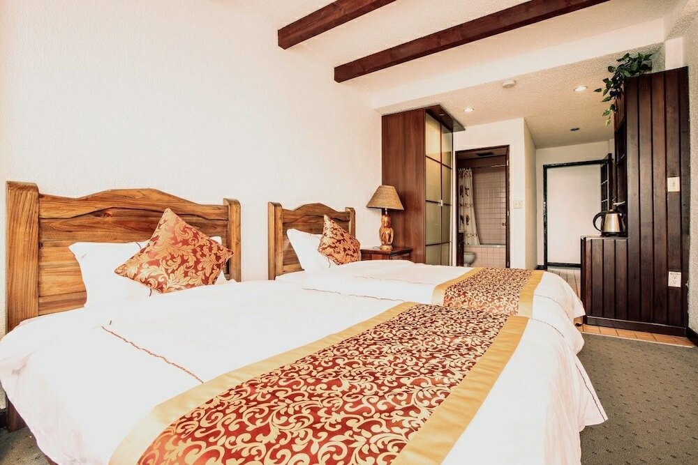 Фото Cliffside View Hotel