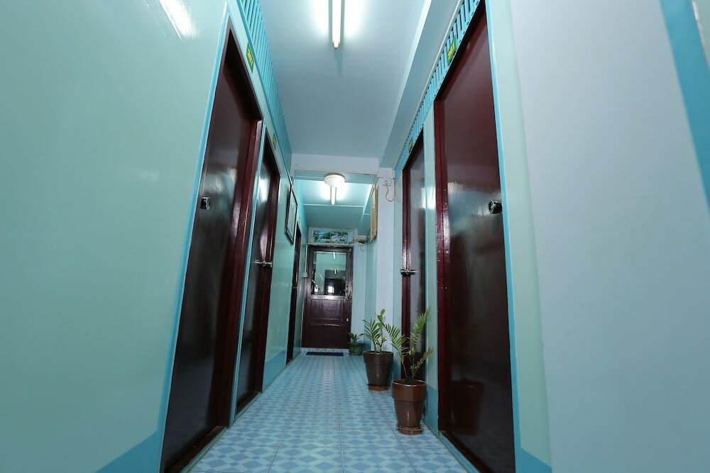 Фото Chan Myae Thar Guest House Yangon