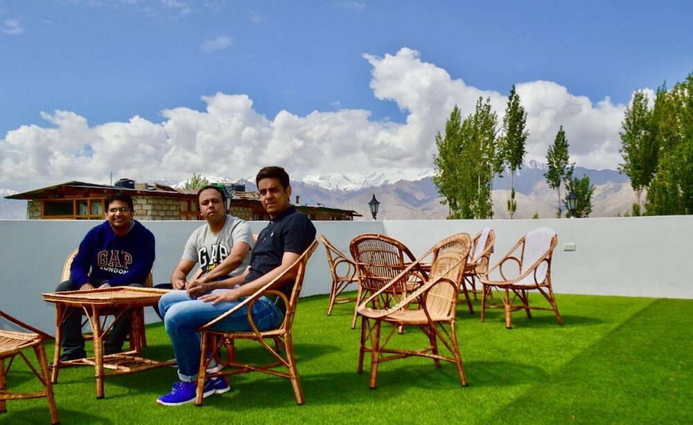 Фото Tih Hotel Chonjor Residency