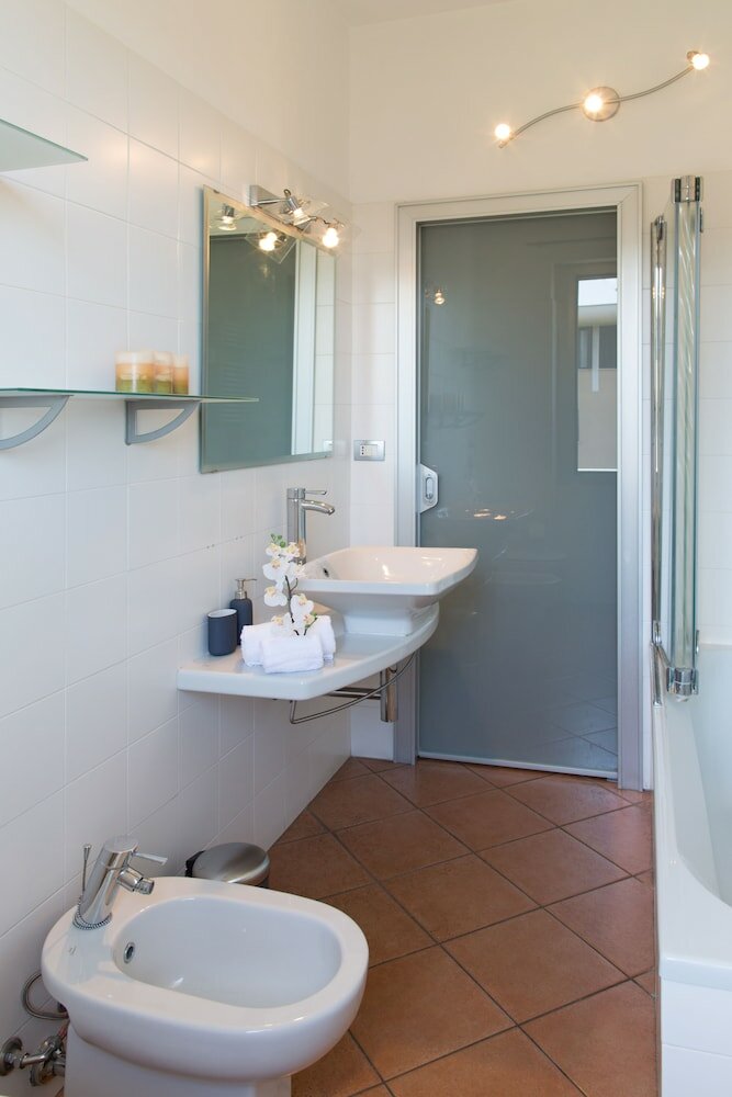 Фото Suitelowcost - Stilicone