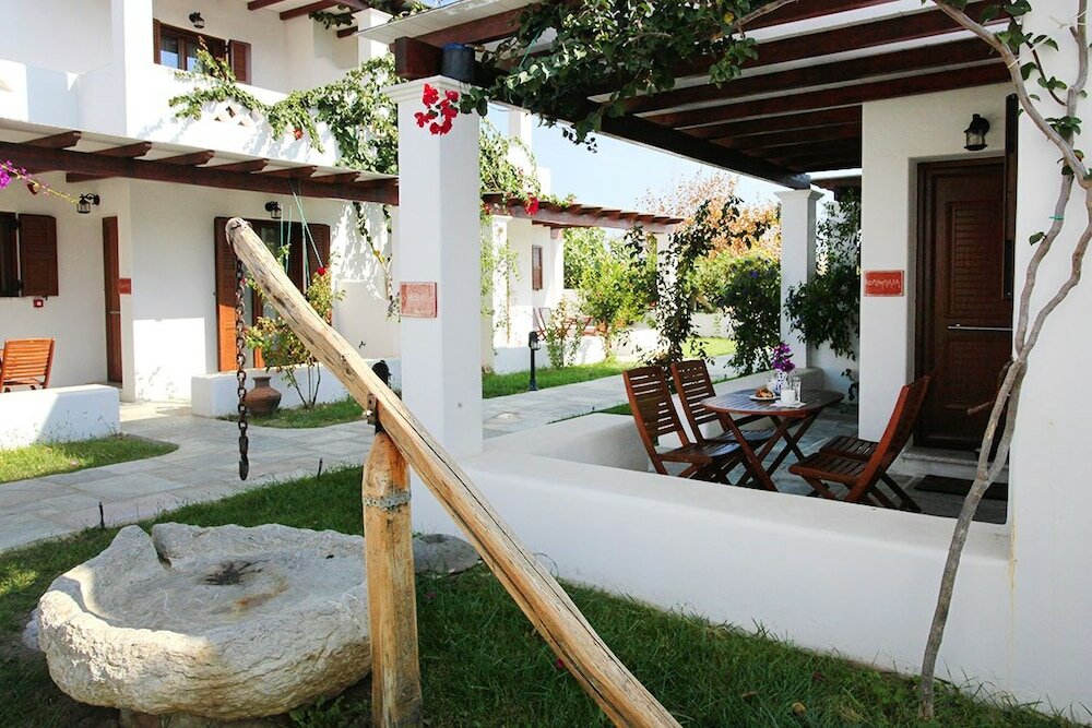 Фото Anemonisia Deluxe Apartments & Mesonettes